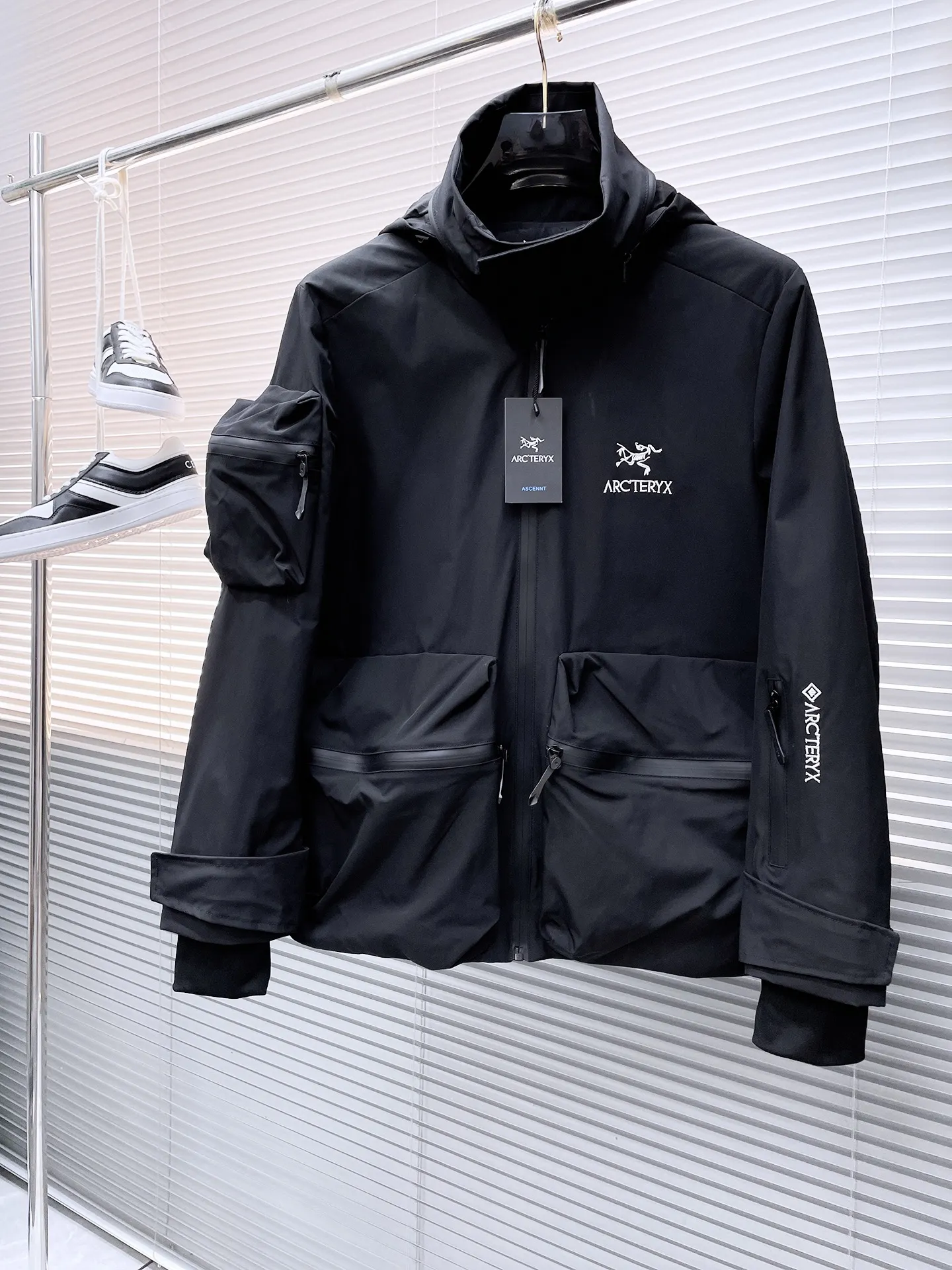 Same Style， ， 2026 New Arrival ， Original Premium Breathable ， ， ， Quality。 ， Sizes：M～3XL， 195